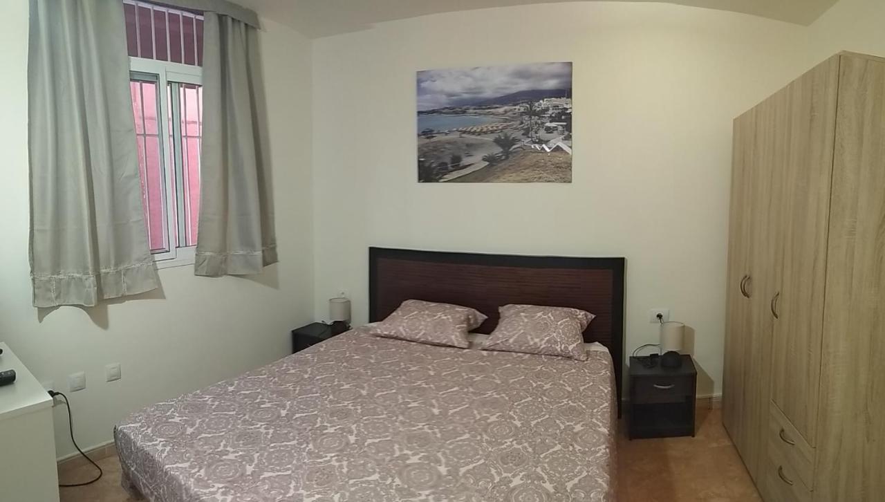 Kiki Vivienda Bed & Breakfast San Isidro  Bagian luar foto